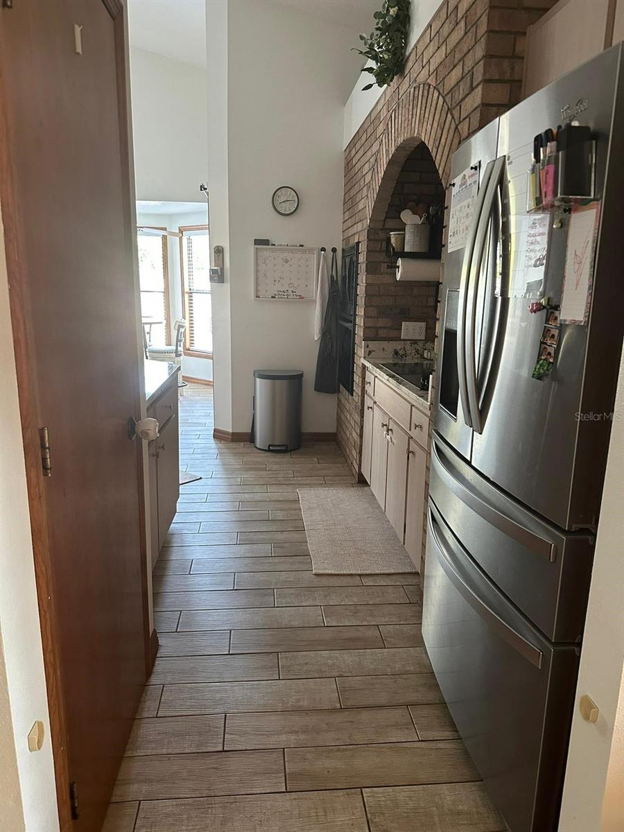 Image 13 of 27 For 5548 Pine Street