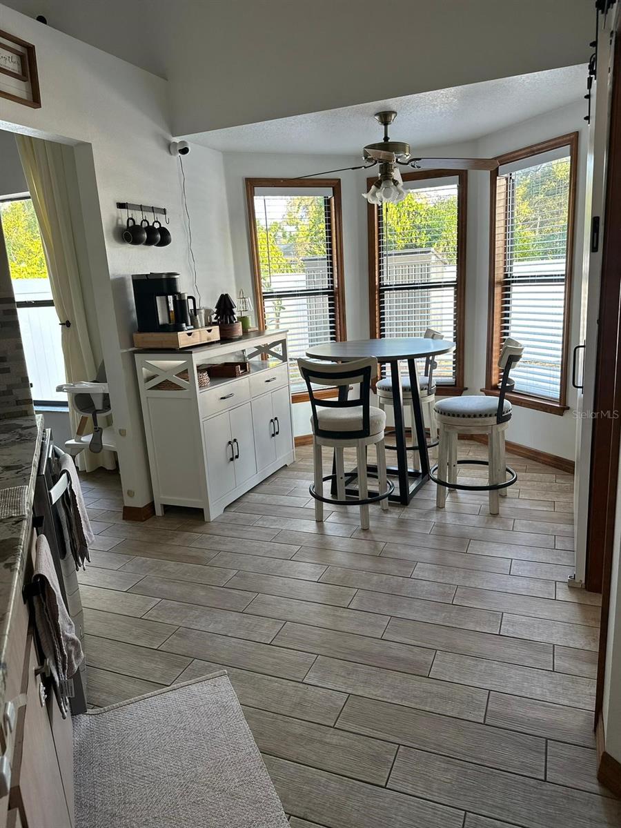 Image 14 of 27 For 5548 Pine Street