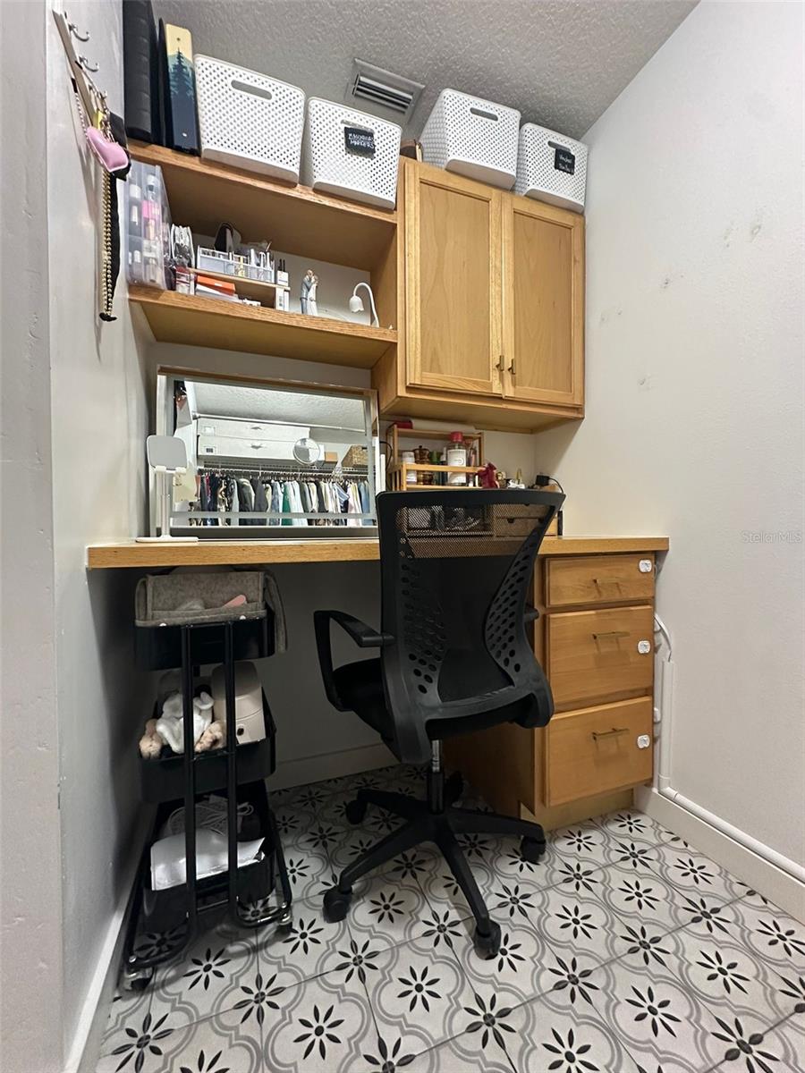 Image 21 of 27 For 5548 Pine Street