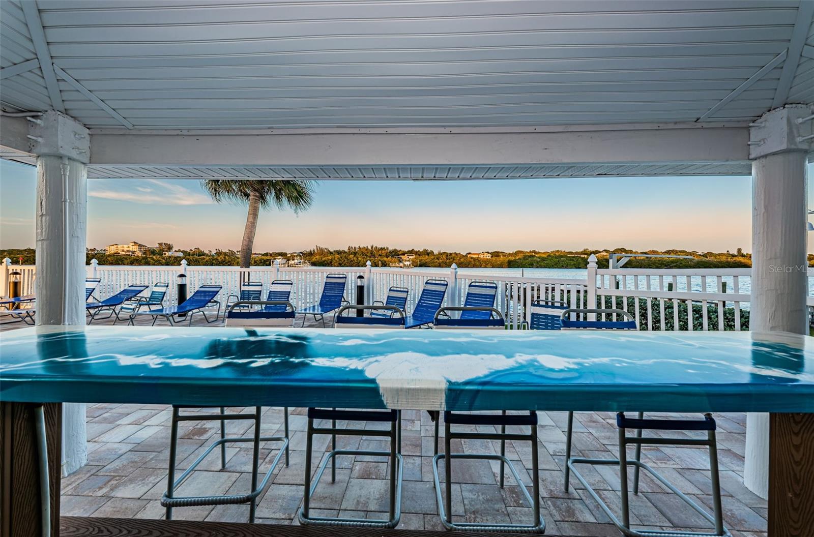 Image 65 of 84 For 19451 Gulf Boulevard 706