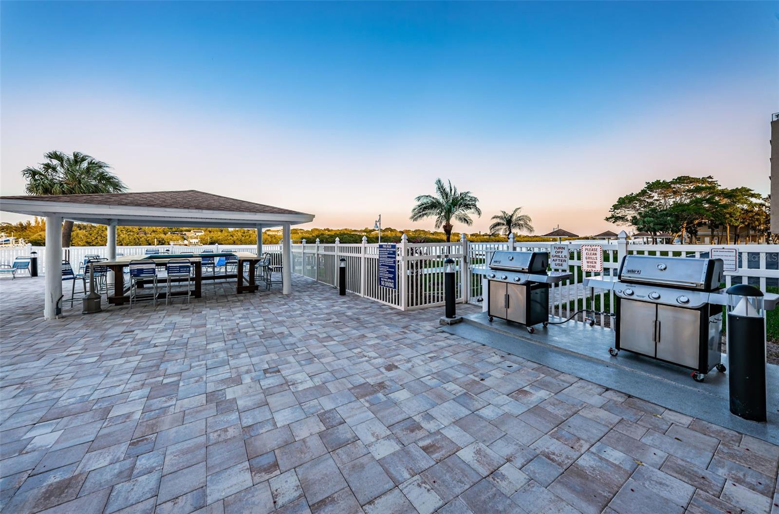 Image 66 of 84 For 19451 Gulf Boulevard 706