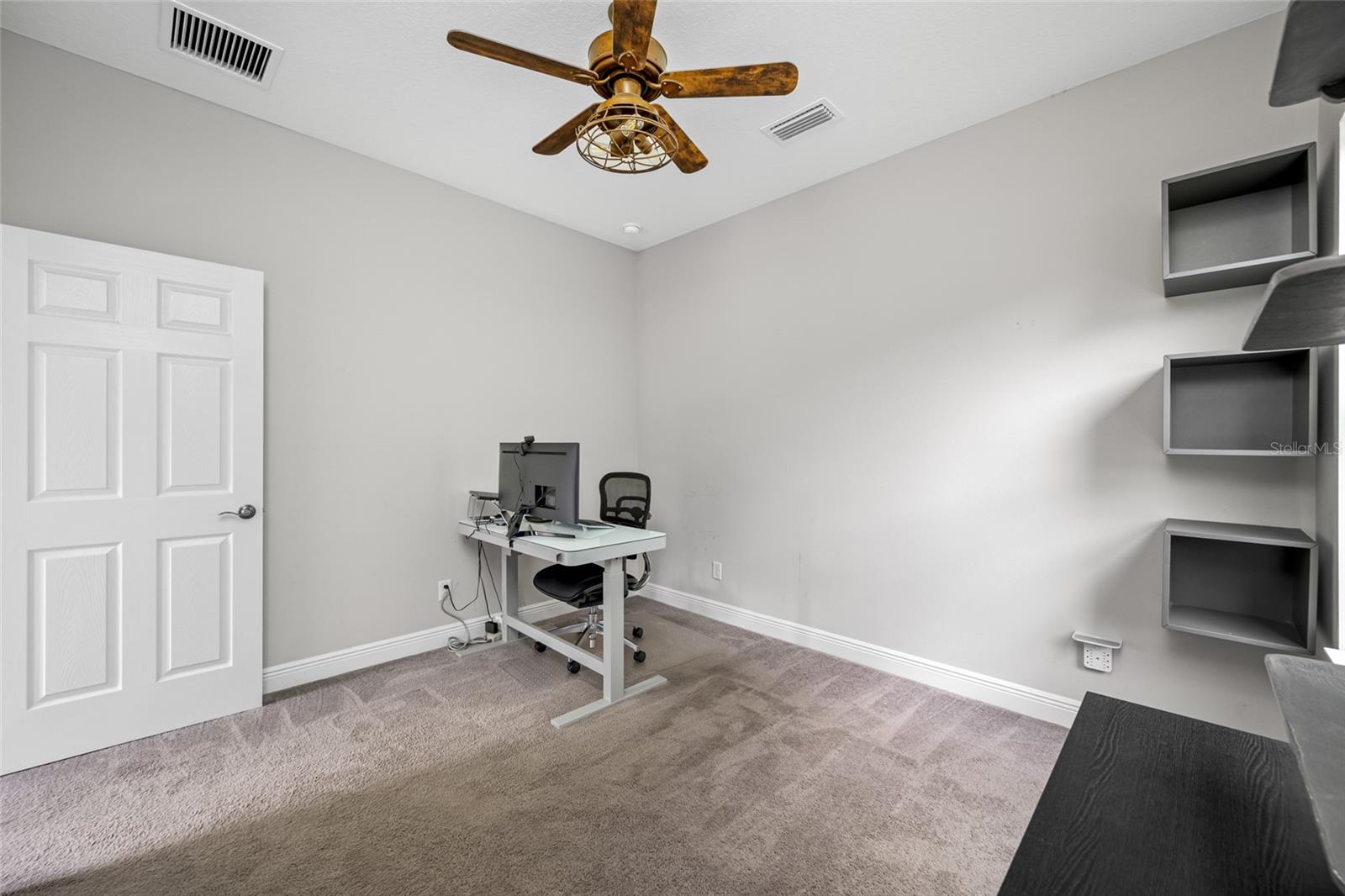 Image 20 of 100 For 4633 Ballantrae Boulevard