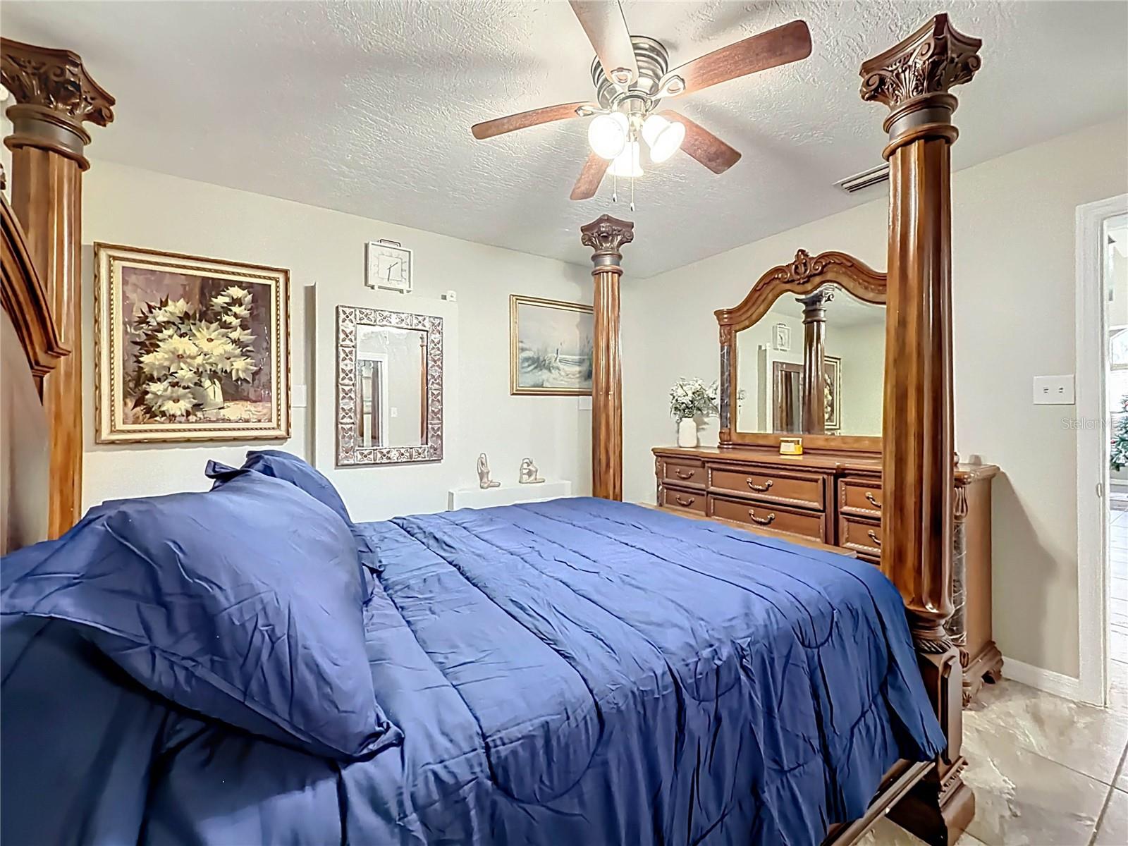 Image 35 of 80 For 421 14th Place