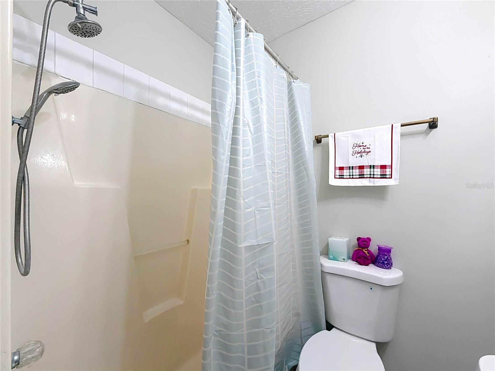 Image 53 of 80 For 421 14th Place