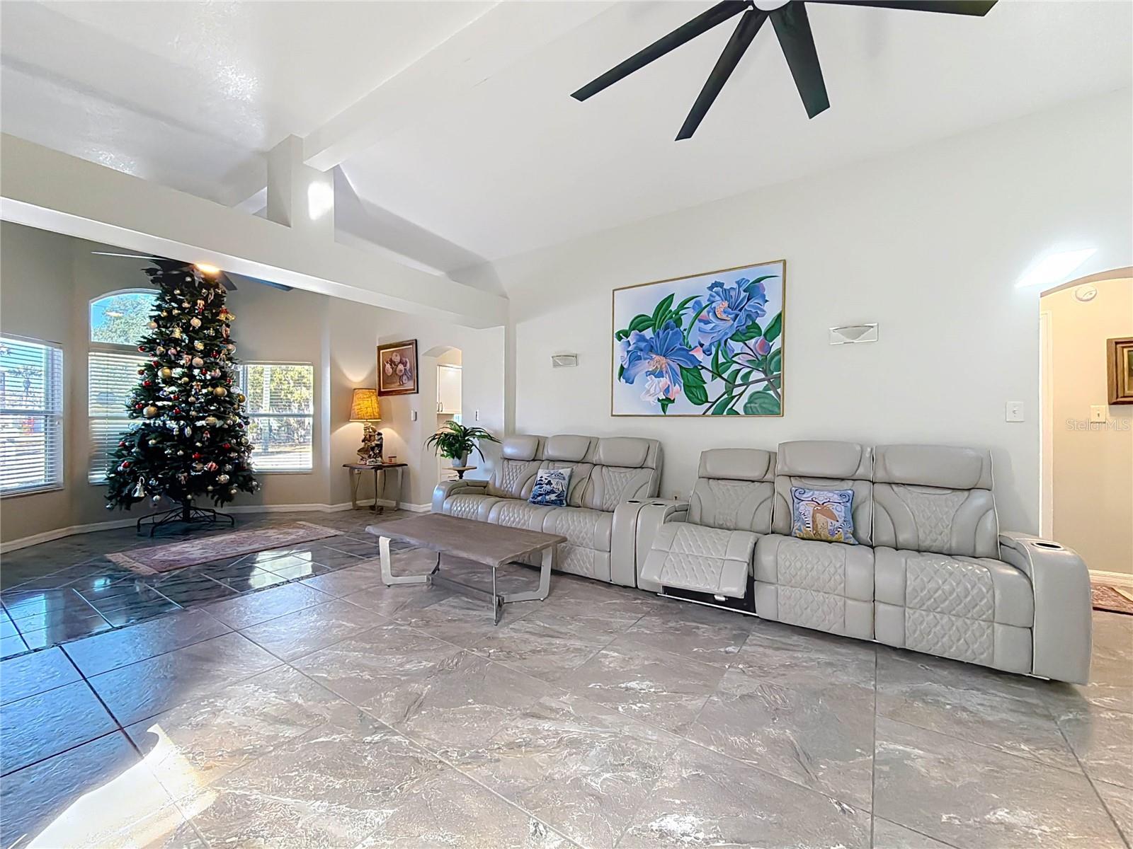 Image 9 of 80 For 421 14th Place