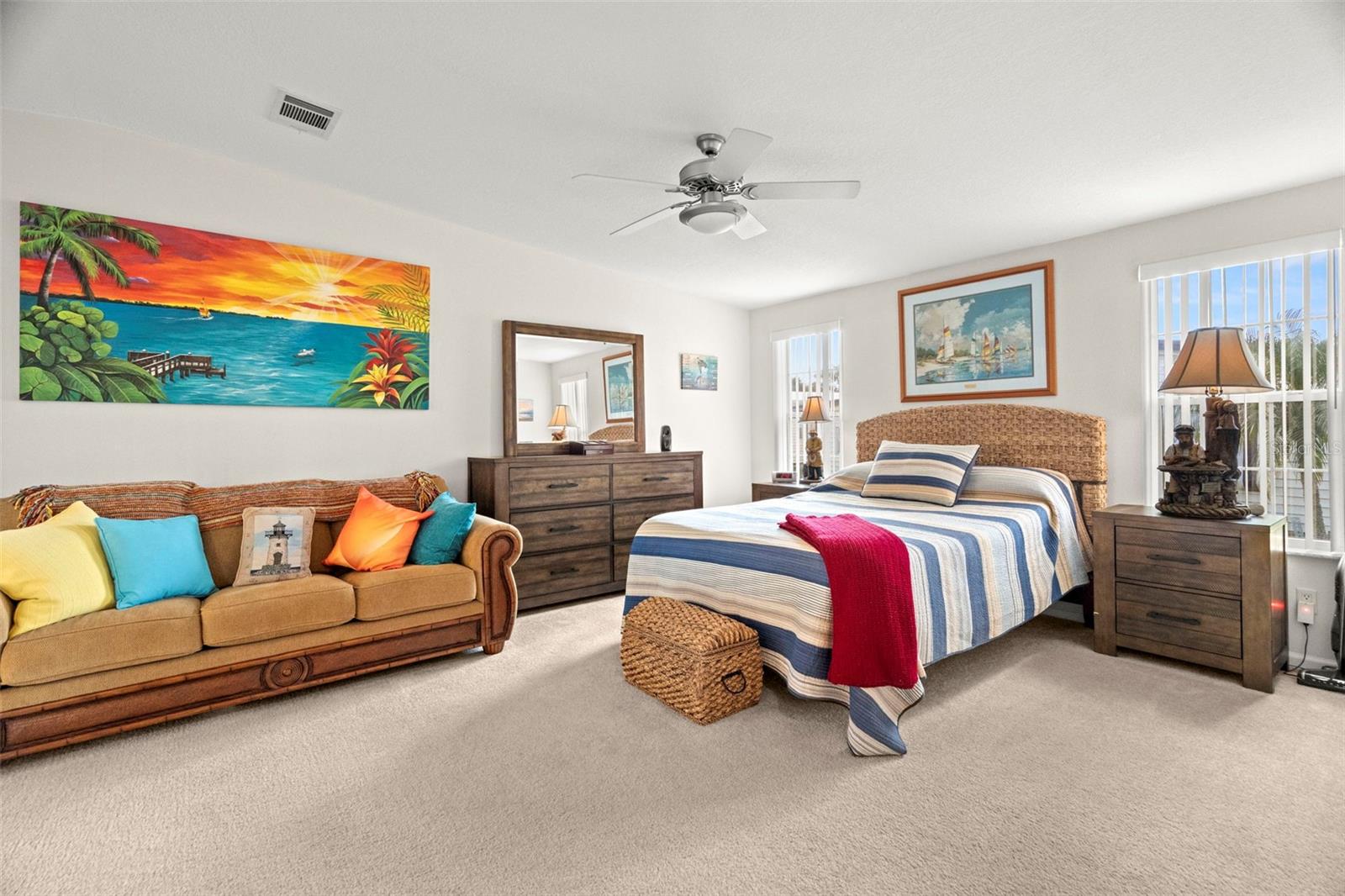 Image 32 of 47 For 160 Clubview Drive