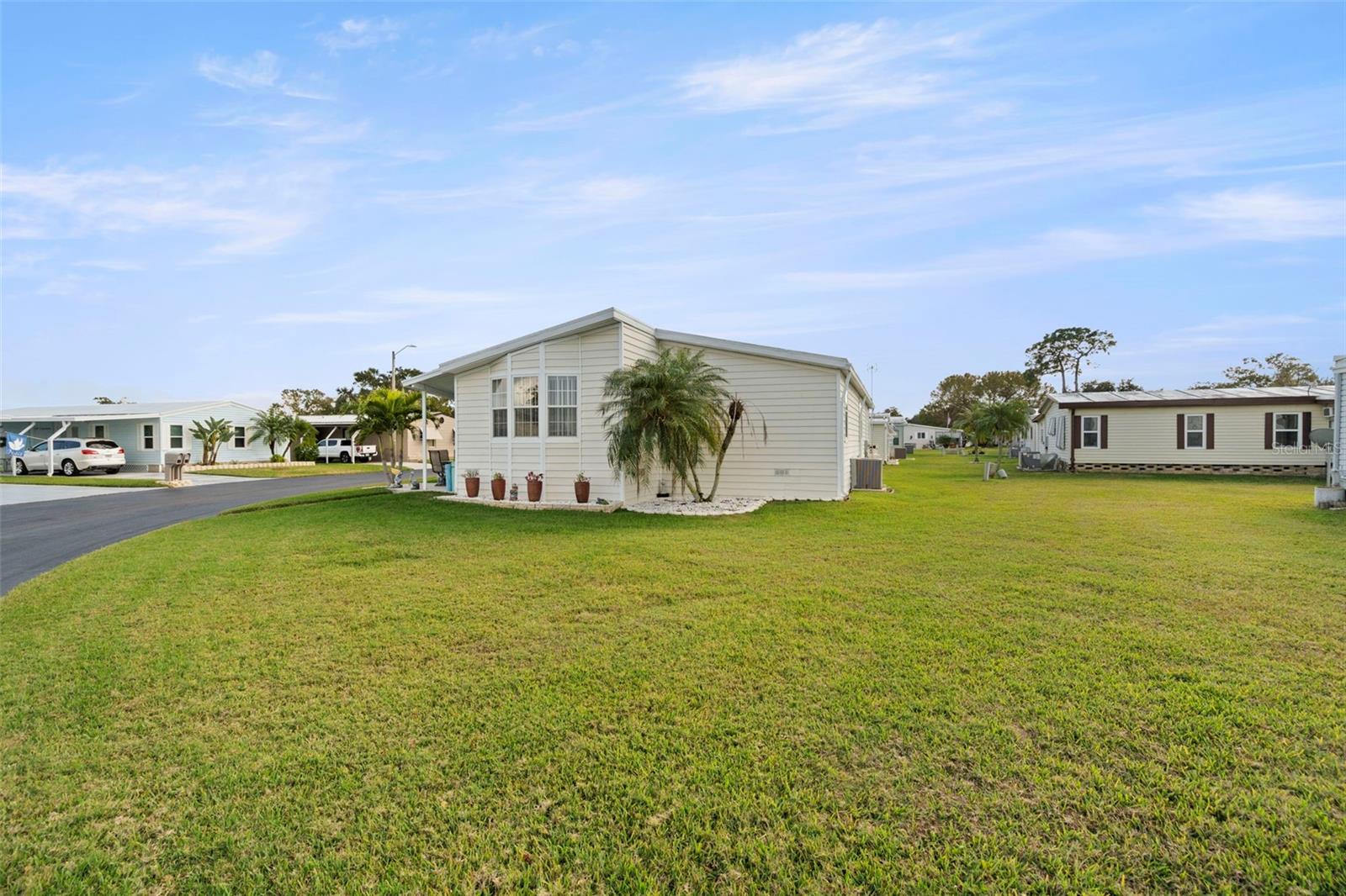 Image 44 of 47 For 160 Clubview Drive