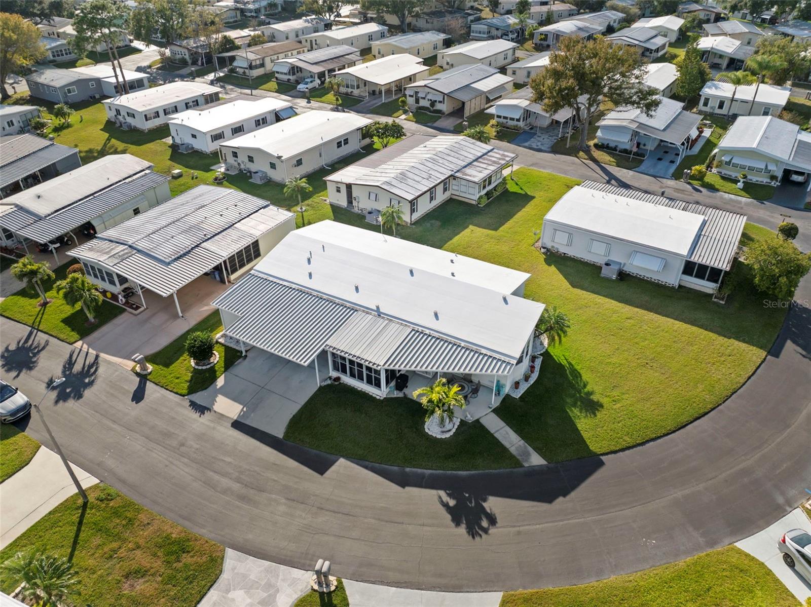 Image 6 of 47 For 160 Clubview Drive