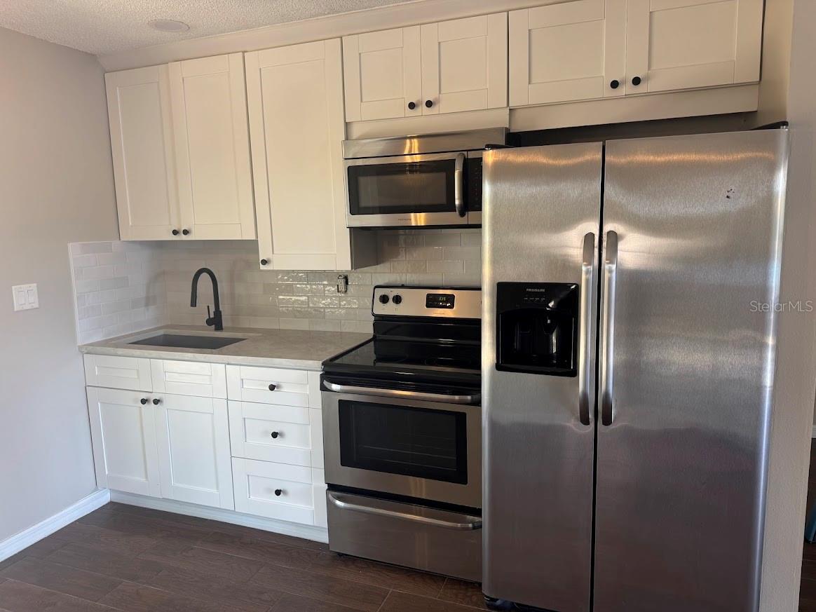 Image 4 of 14 For 1405 Galveston Avenue