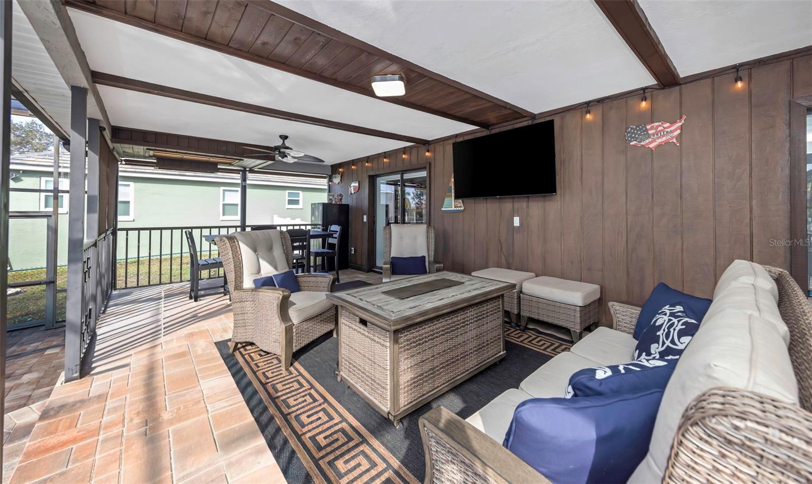 Image 33 of 53 For 708 Spanish Main Drive