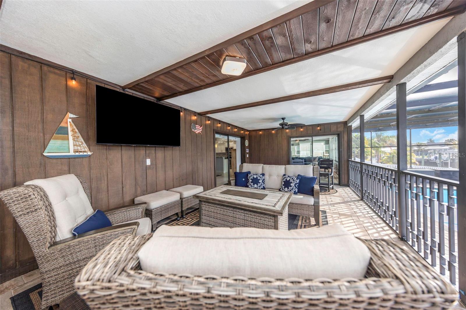 Image 34 of 53 For 708 Spanish Main Drive