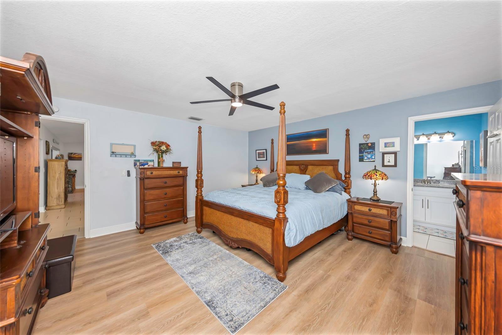 Image 4 of 53 For 708 Spanish Main Drive