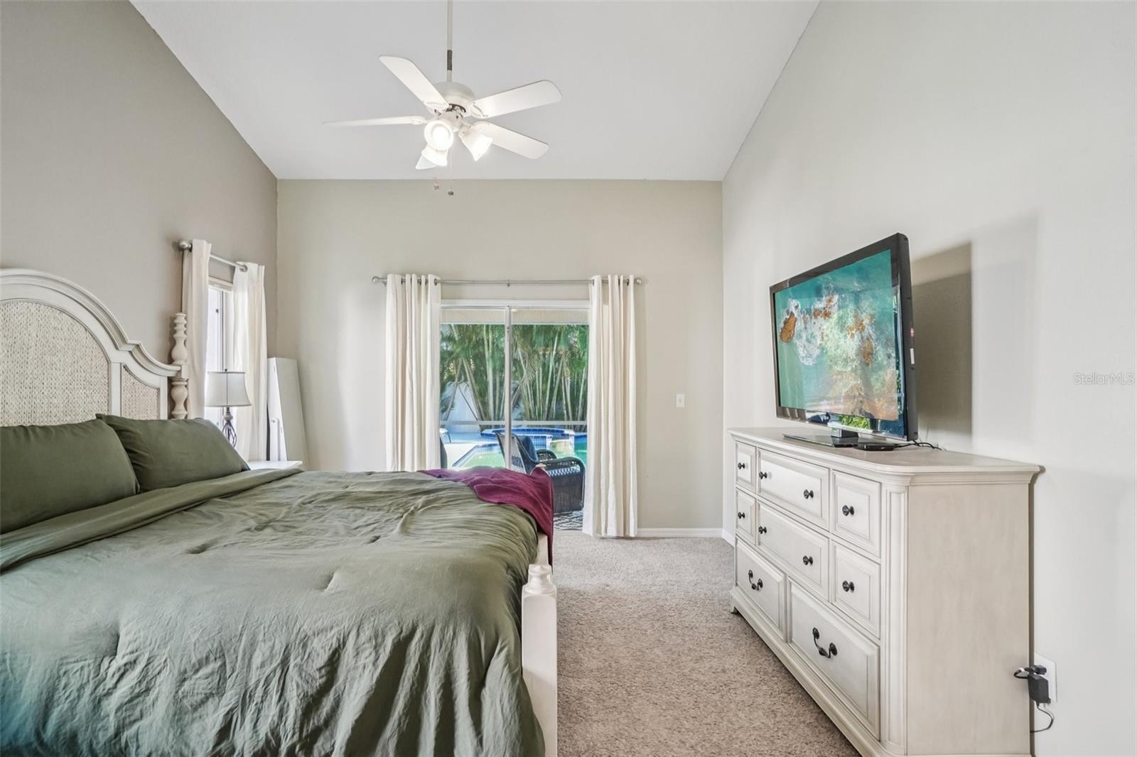 Image 25 of 37 For 3132 Shoreline Drive