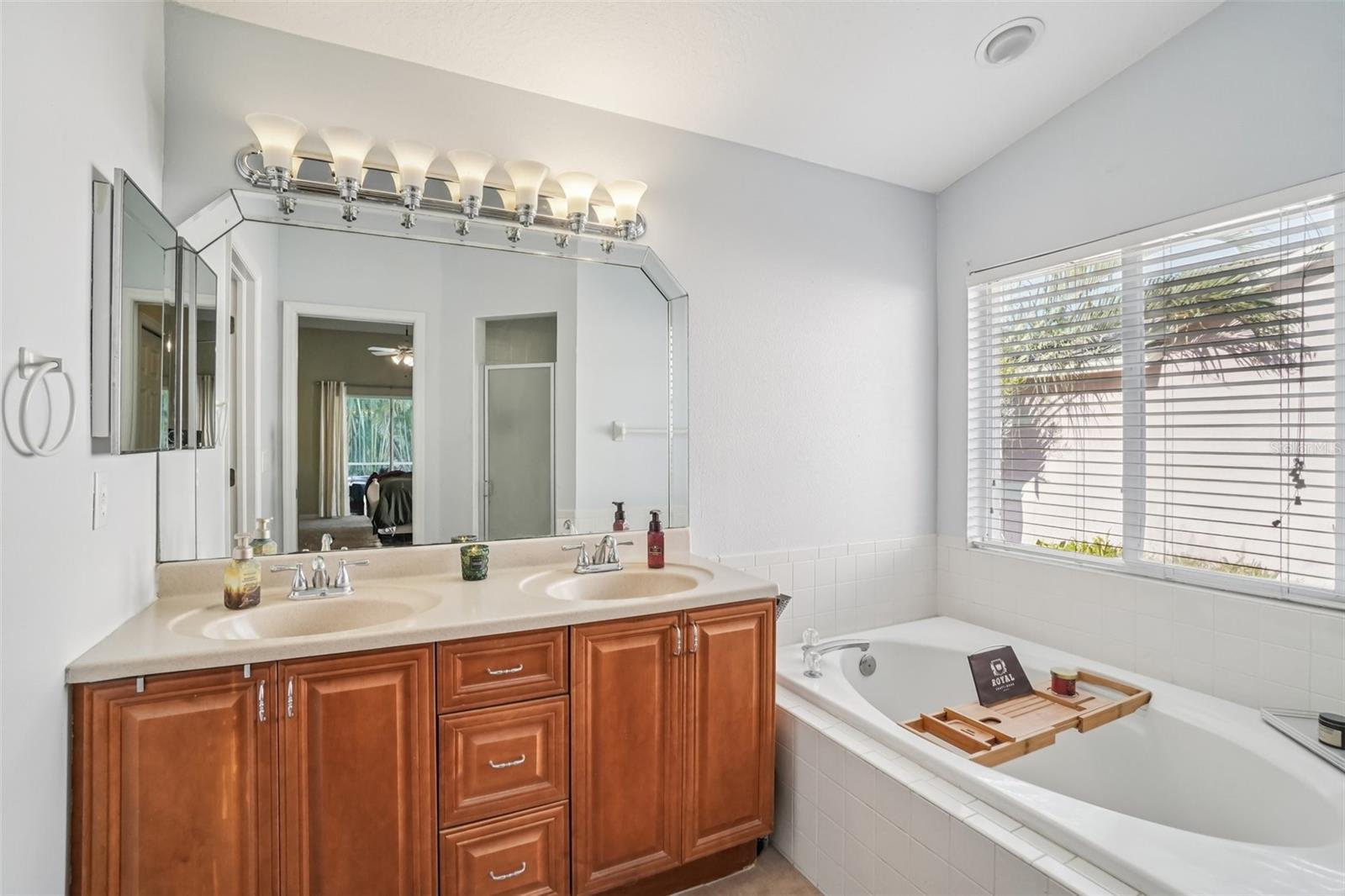 Image 26 of 37 For 3132 Shoreline Drive