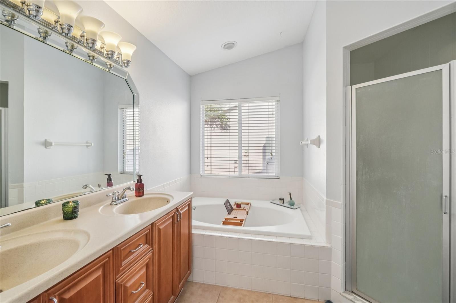 Image 27 of 37 For 3132 Shoreline Drive