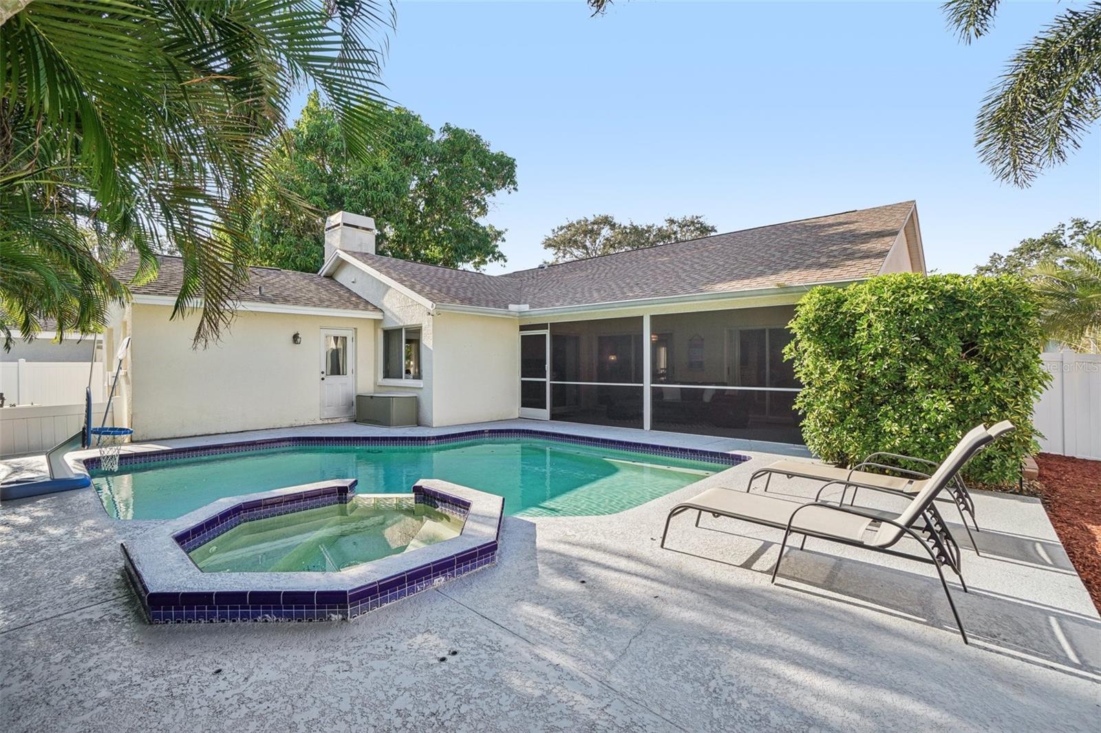 Image 35 of 37 For 3132 Shoreline Drive