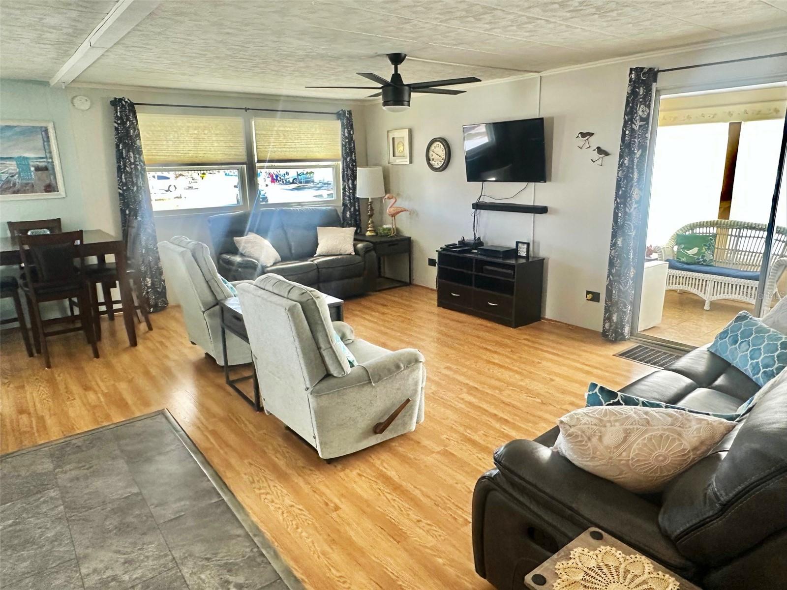 Image 4 of 23 For 9790 66th Street N 69