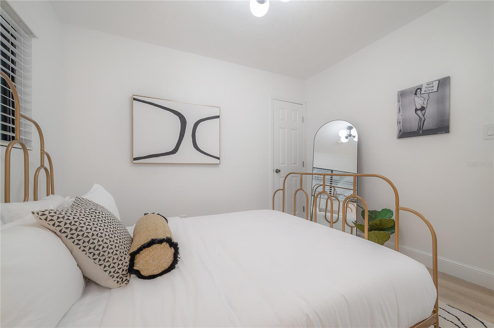 Image 25 of 54 For 4316 Lois Avenue