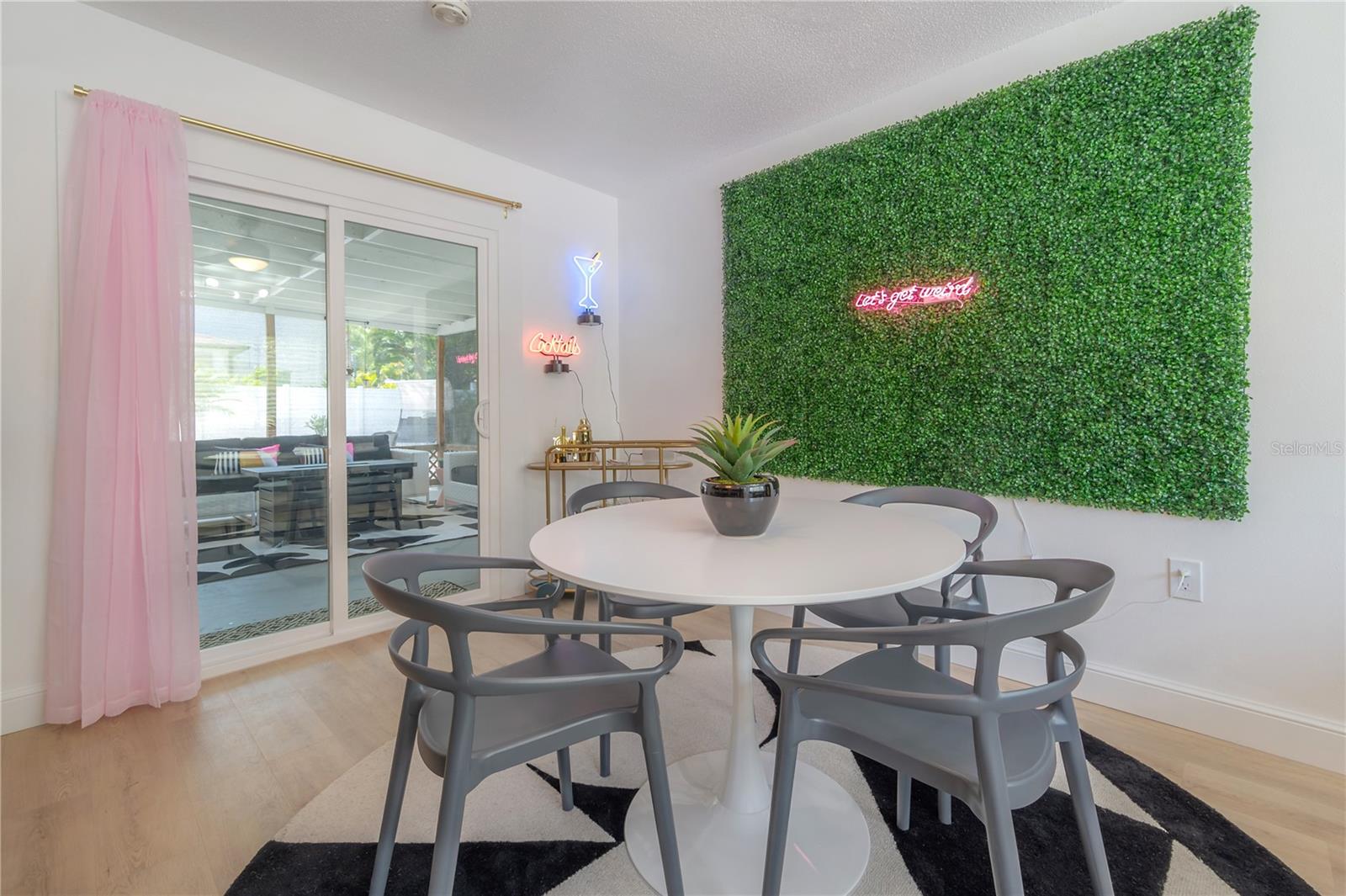 Image 26 of 54 For 4316 Lois Avenue