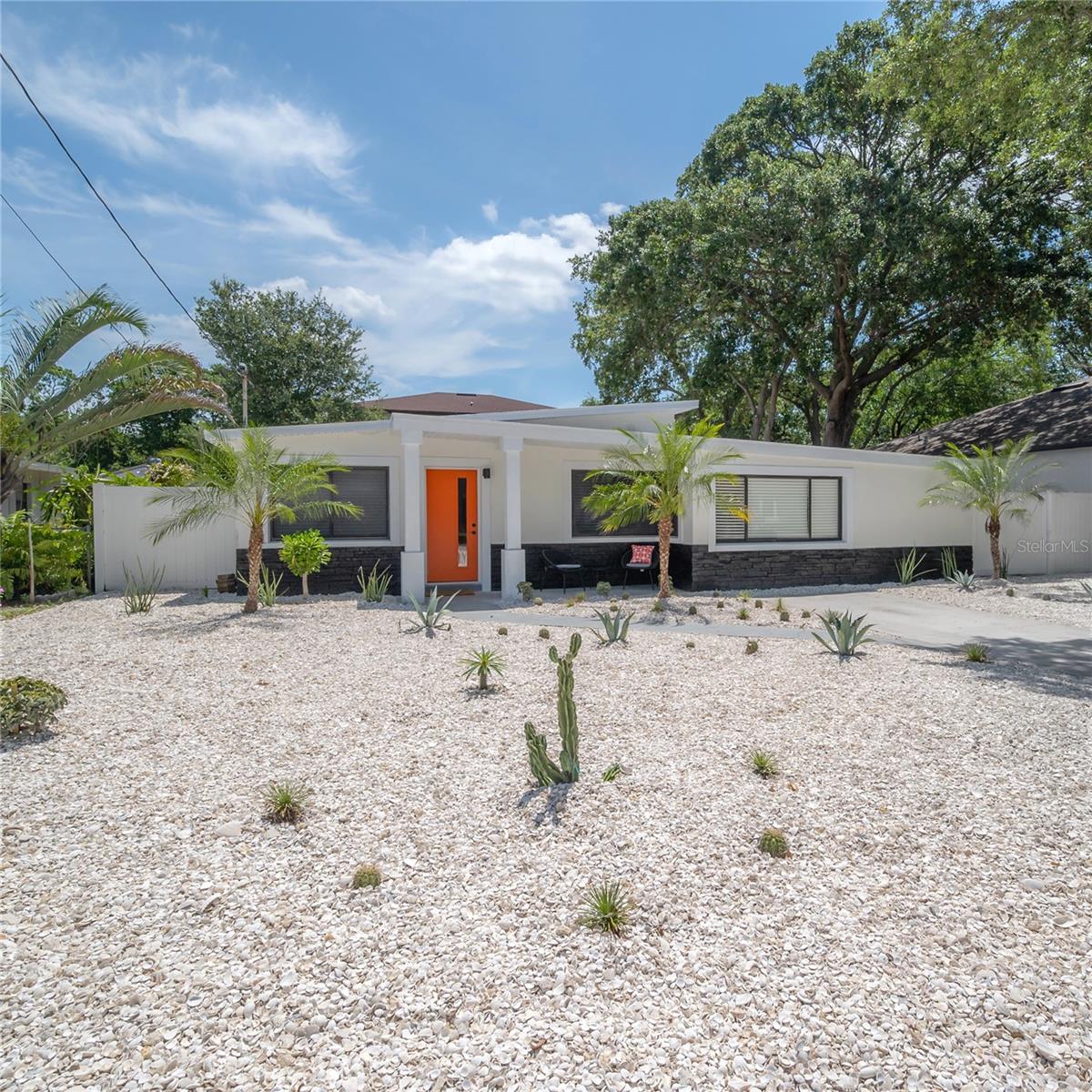 Image 34 of 54 For 4316 Lois Avenue