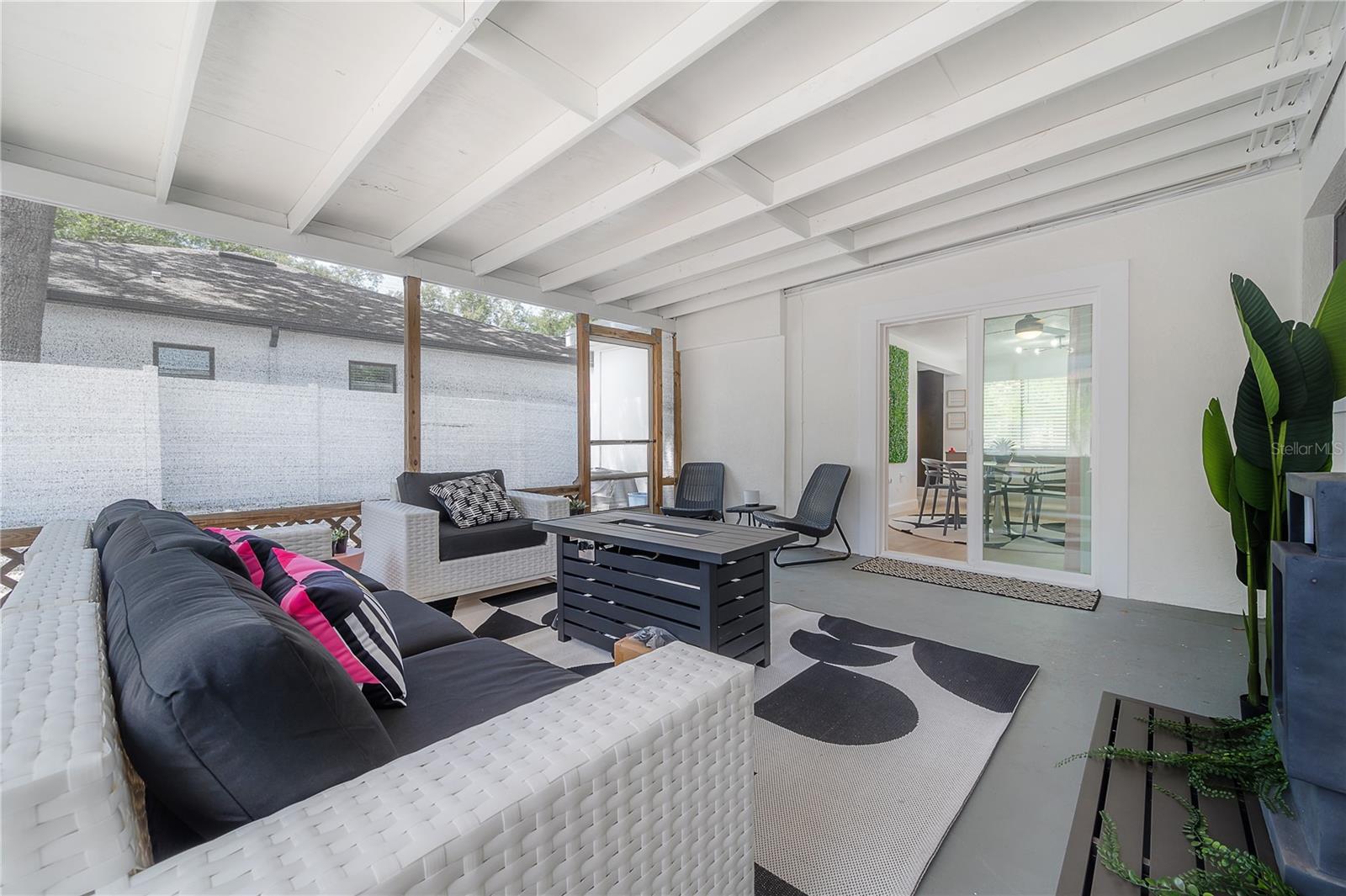 Image 45 of 54 For 4316 Lois Avenue