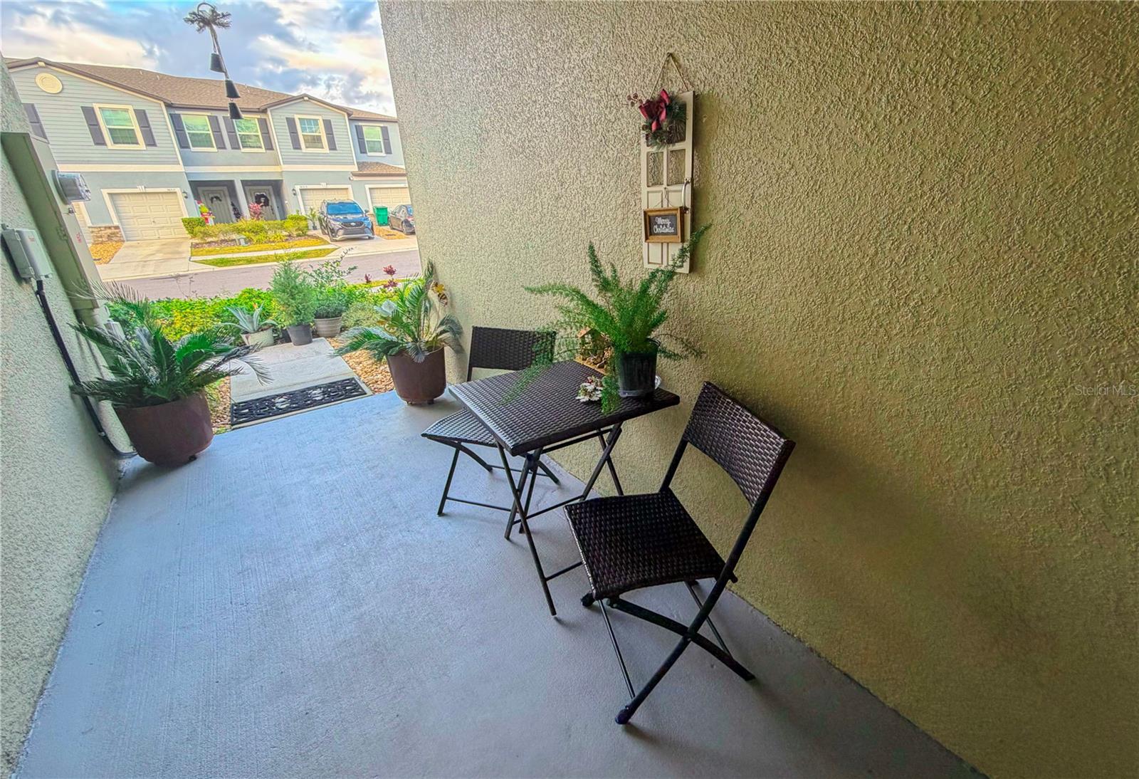 Image 5 of 31 For 36510 Camp Fire Terrace