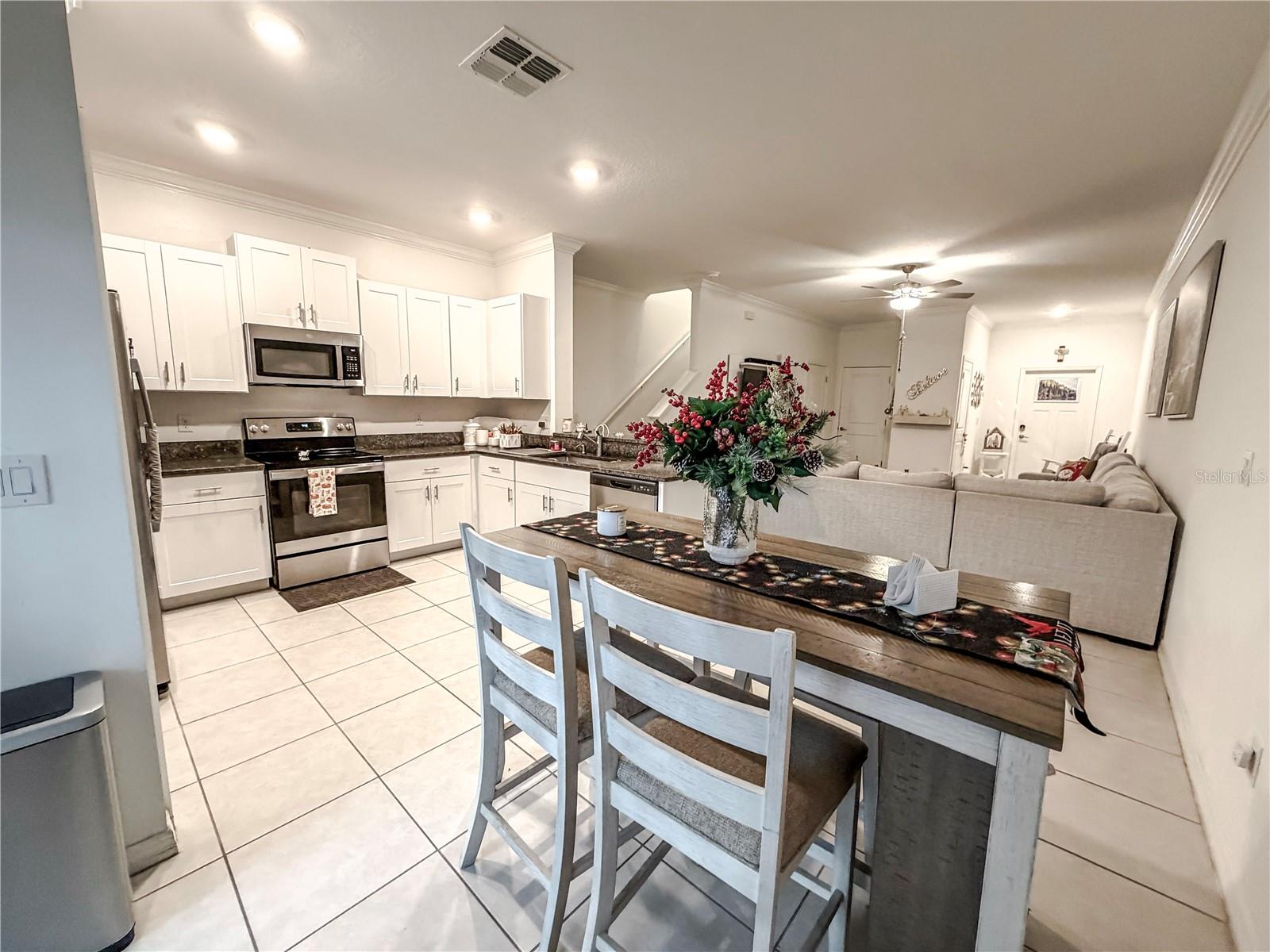 Image 7 of 31 For 36510 Camp Fire Terrace