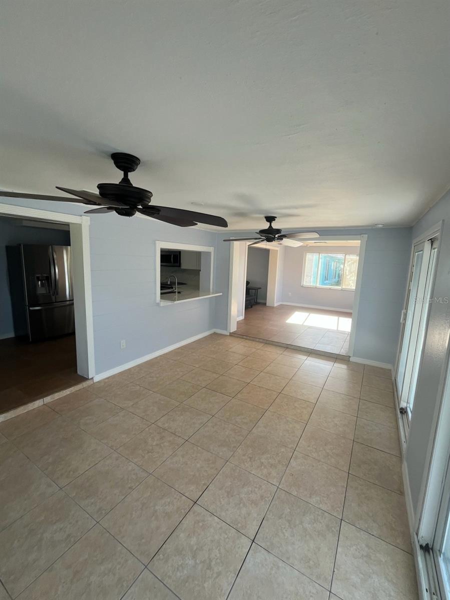 Listing photo id 20 for 3631 Grayton Drive