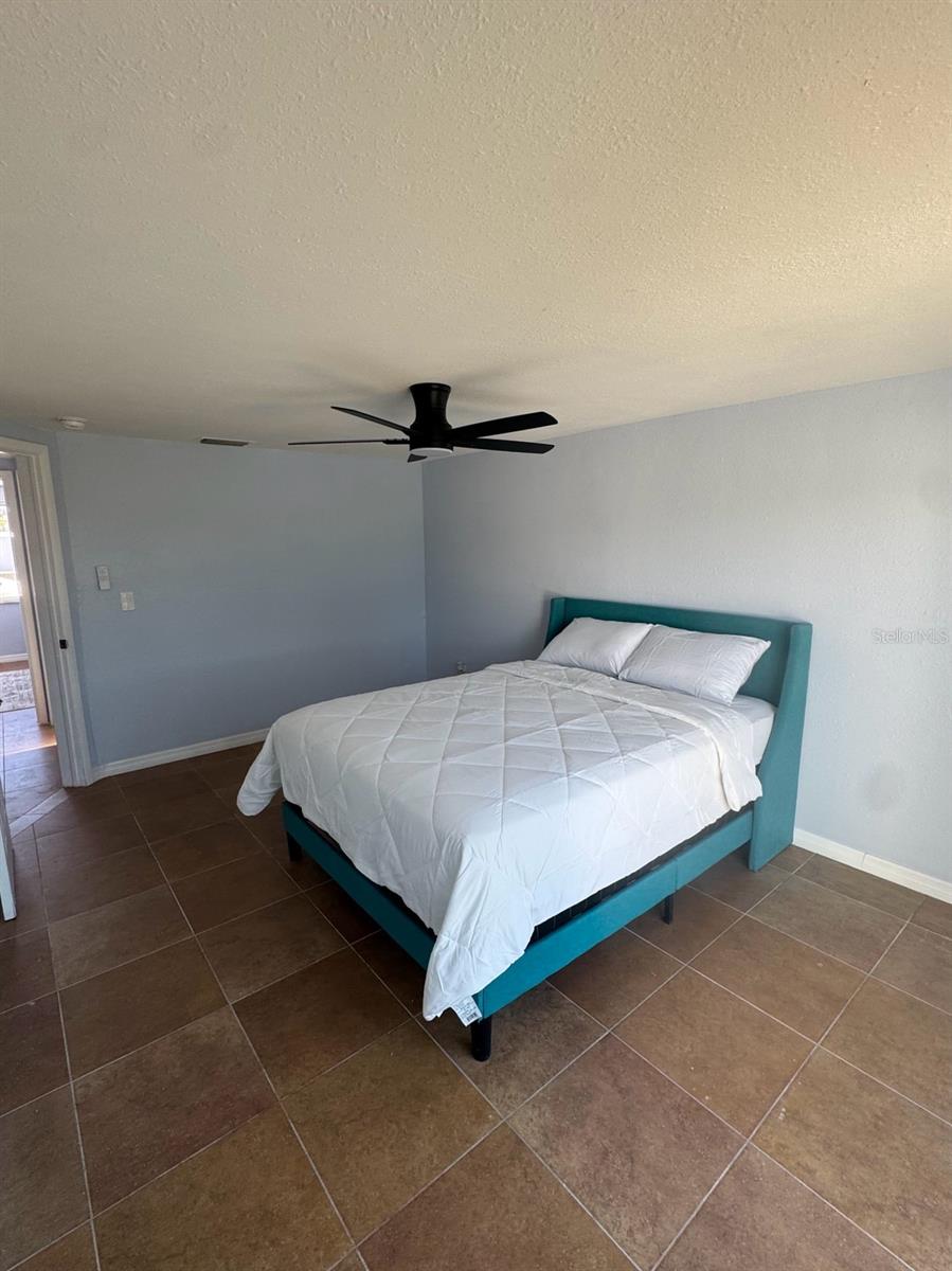 Listing photo id 29 for 3631 Grayton Drive