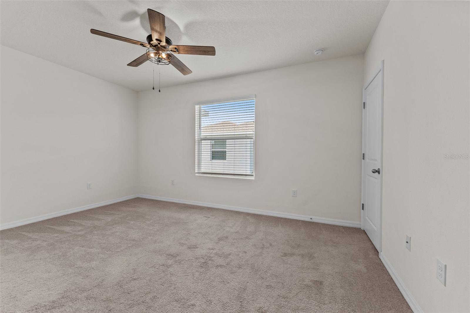 Image 16 of 38 For 2893 Suncoast Plains Drive