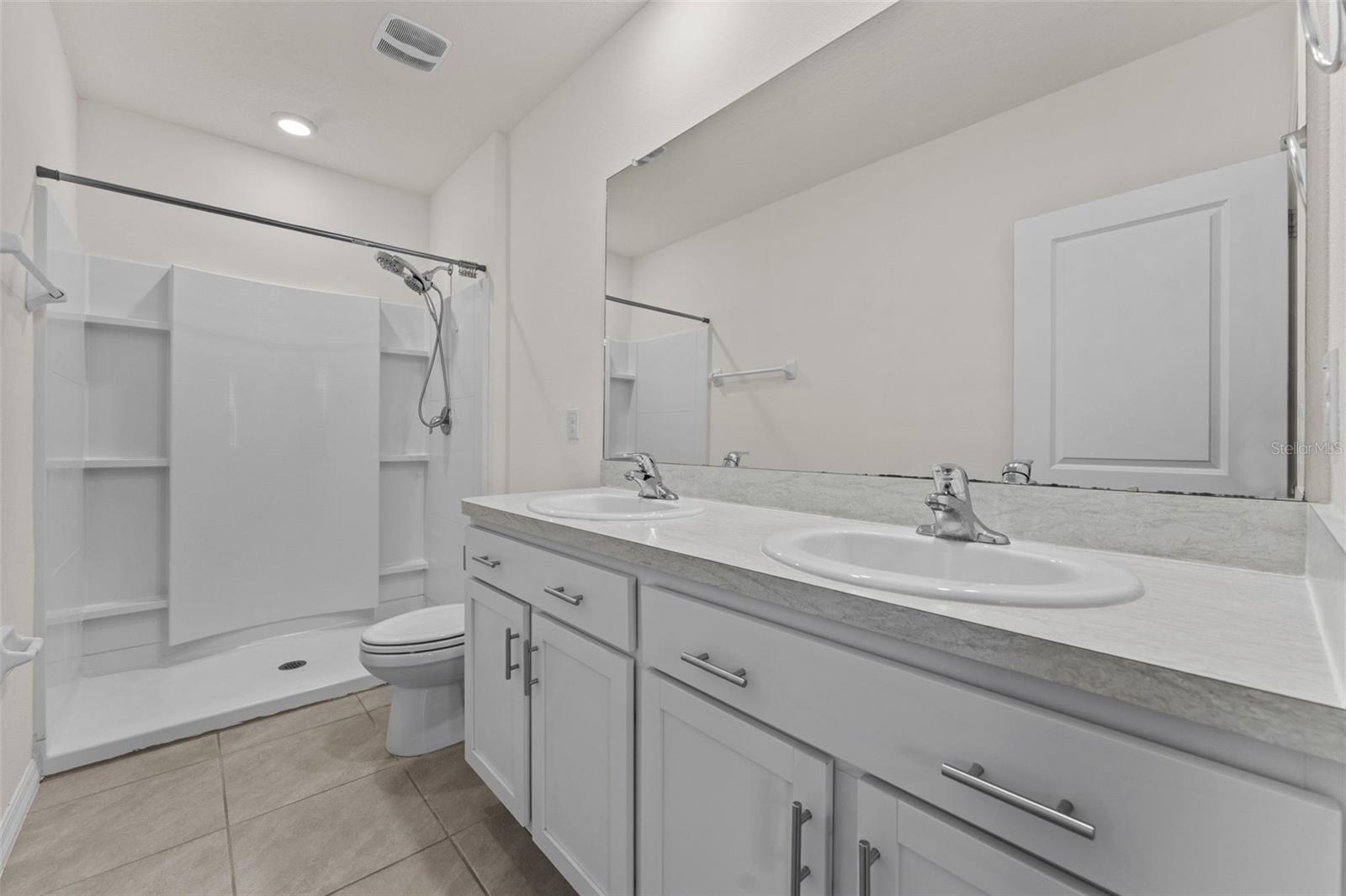 Image 18 of 38 For 2893 Suncoast Plains Drive