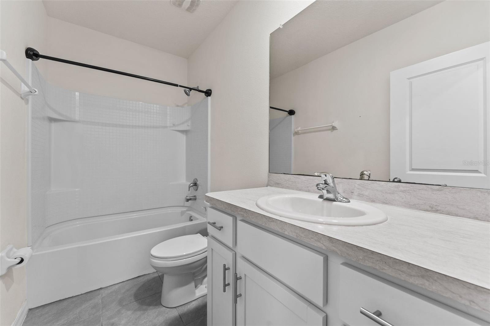 Image 22 of 38 For 2893 Suncoast Plains Drive