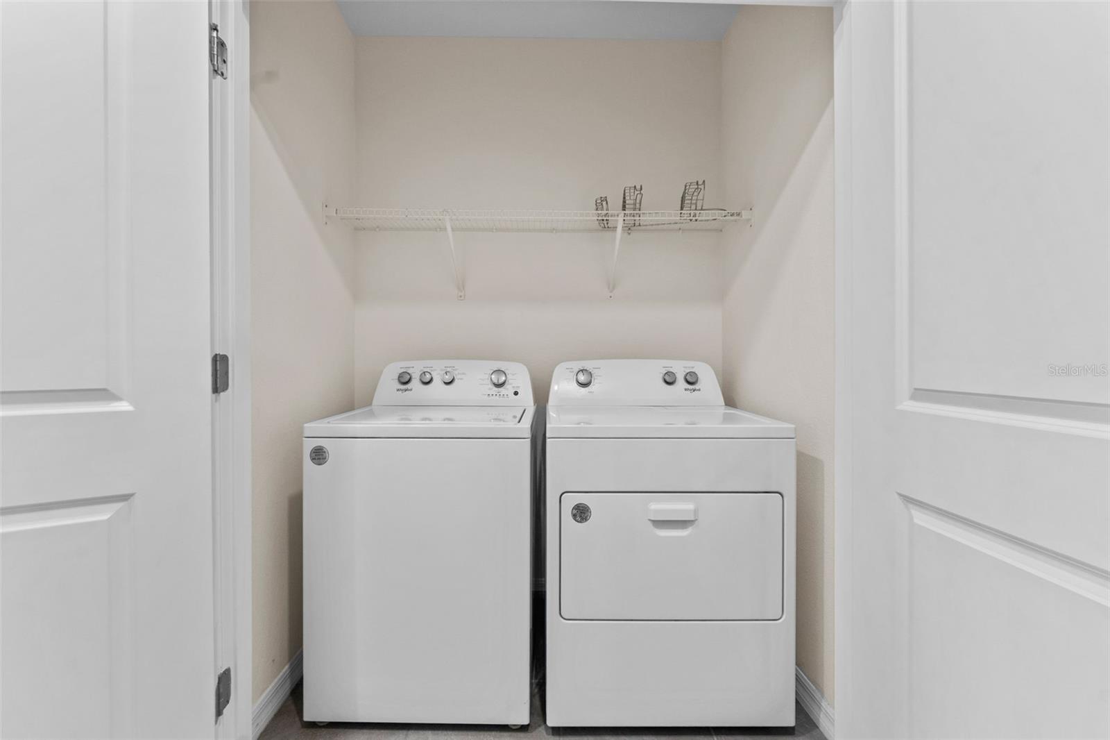 Image 25 of 38 For 2893 Suncoast Plains Drive