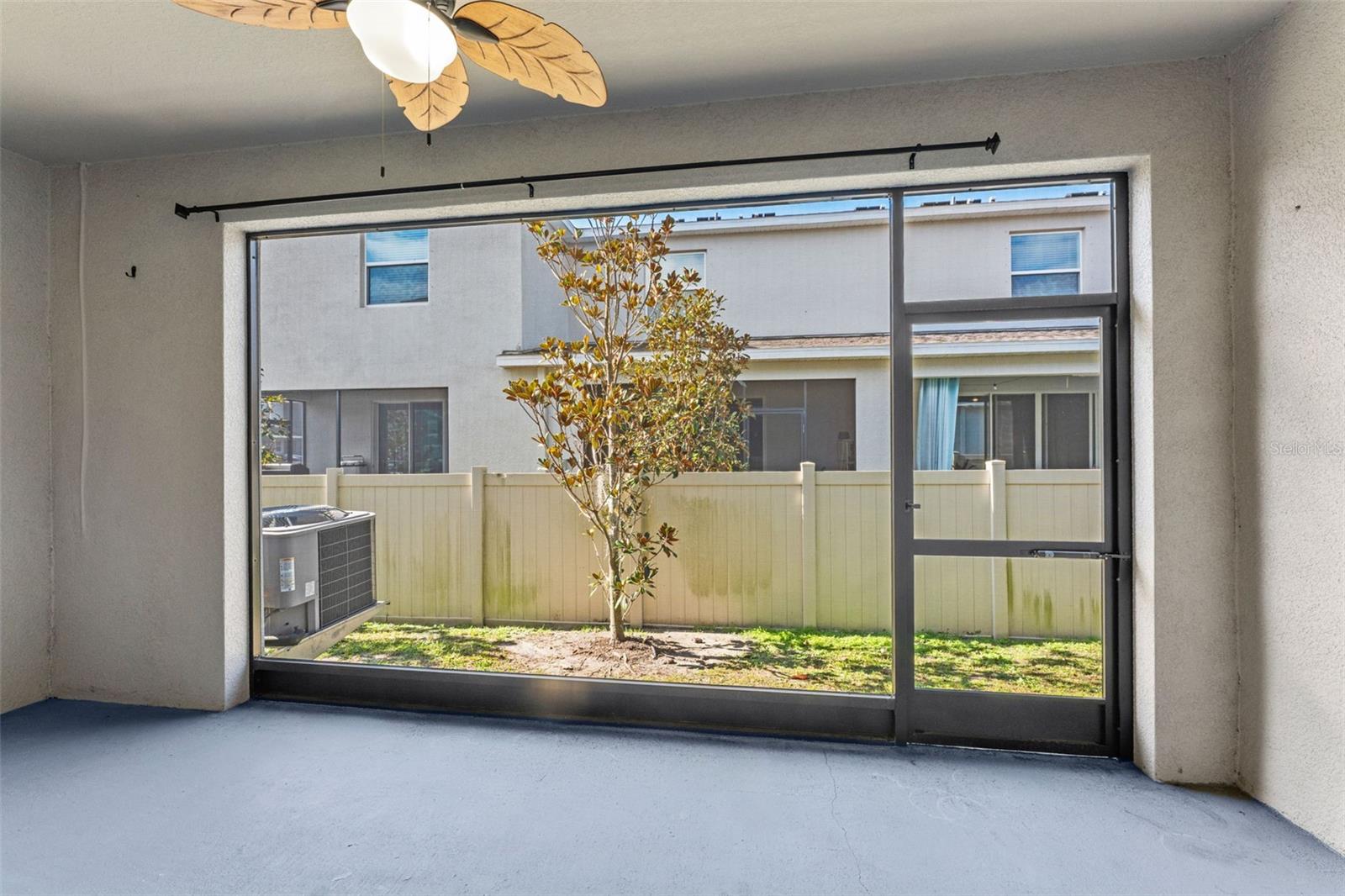 Image 26 of 38 For 2893 Suncoast Plains Drive