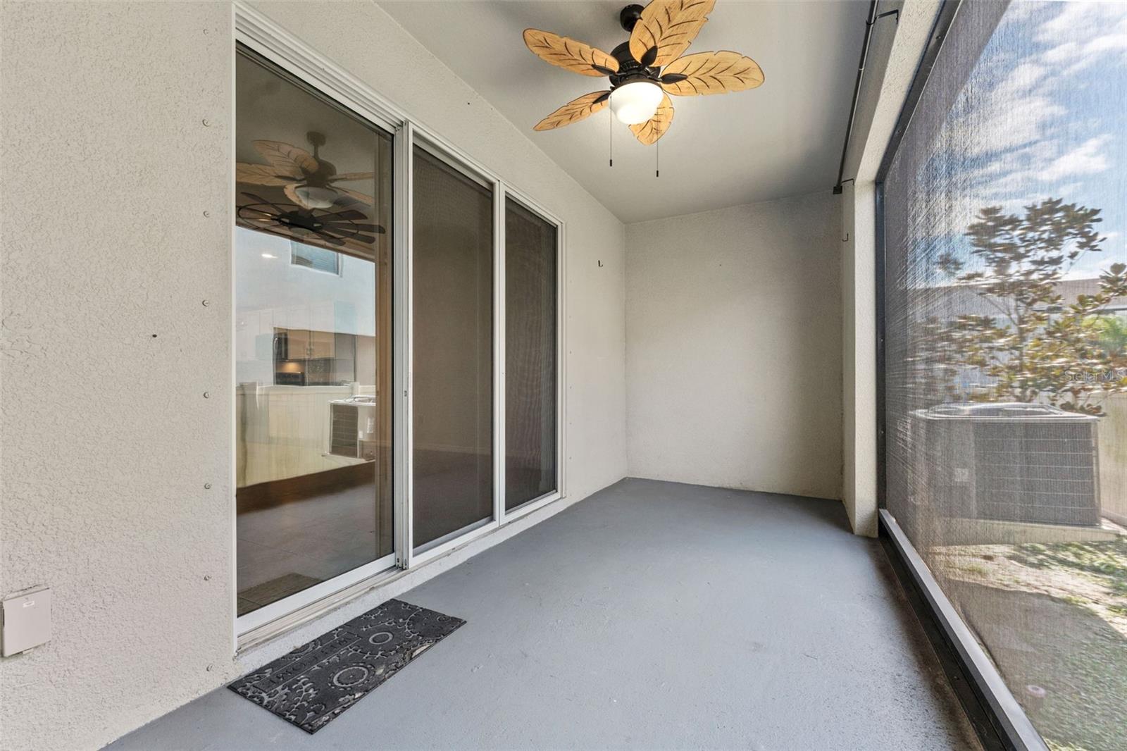 Image 27 of 38 For 2893 Suncoast Plains Drive