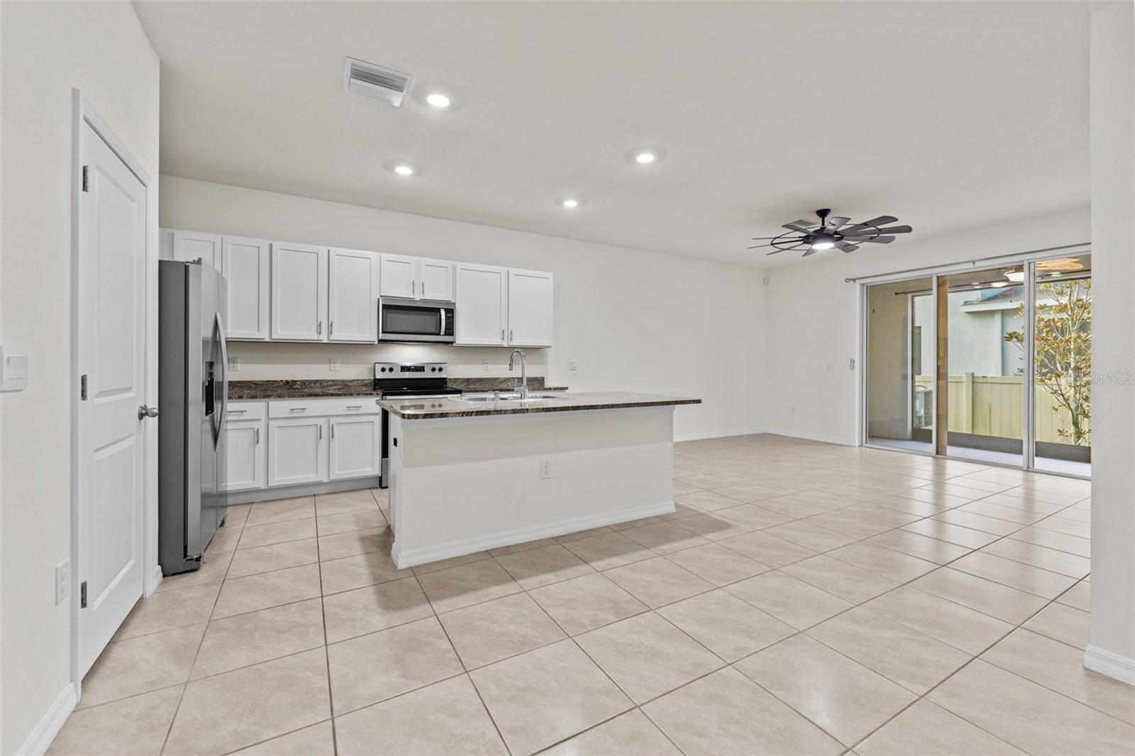 Image 5 of 38 For 2893 Suncoast Plains Drive