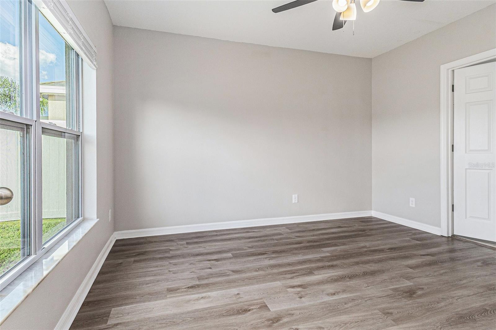 Image 13 of 28 For 4820 Rockvale Drive