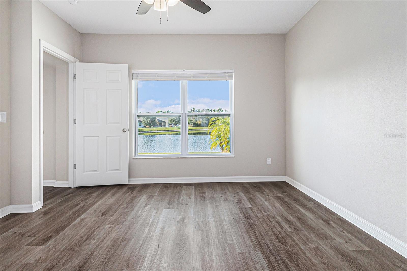 Image 15 of 28 For 4820 Rockvale Drive