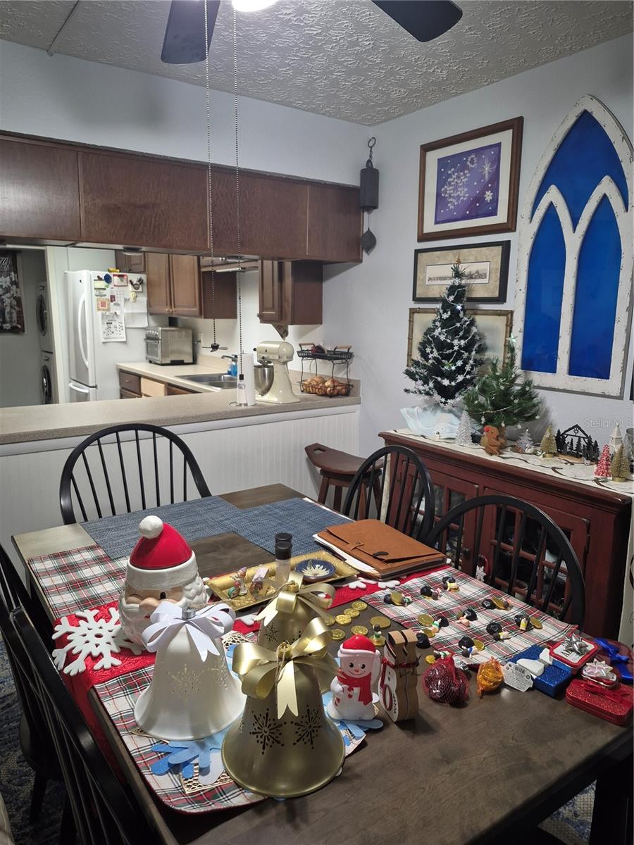 Image 10 of 17 For 7614 Radcliffe Circle 104b