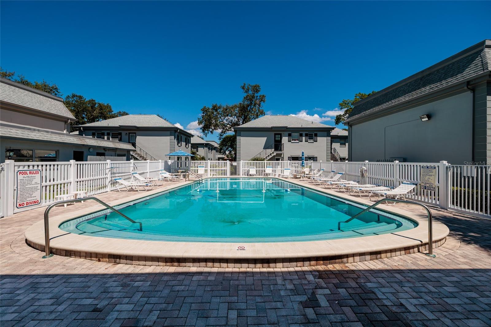 Image 23 of 44 For 6970a Place De La Paix  2b