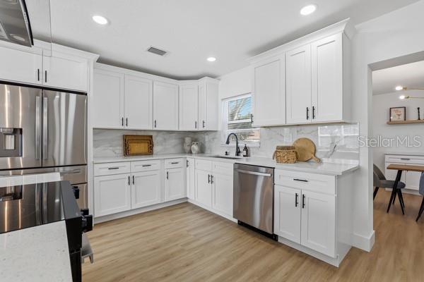 Image 21 of 44 For 3527 28th Avenue S