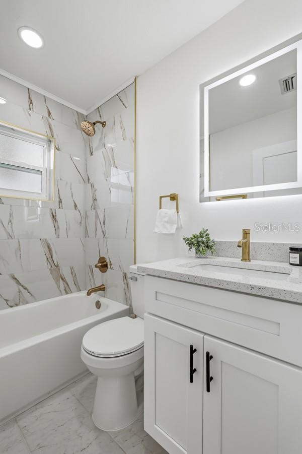 Image 26 of 44 For 3527 28th Avenue S