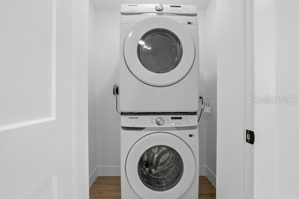 Image 28 of 44 For 3527 28th Avenue S