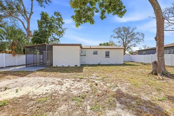 Image 38 of 44 For 3527 28th Avenue S