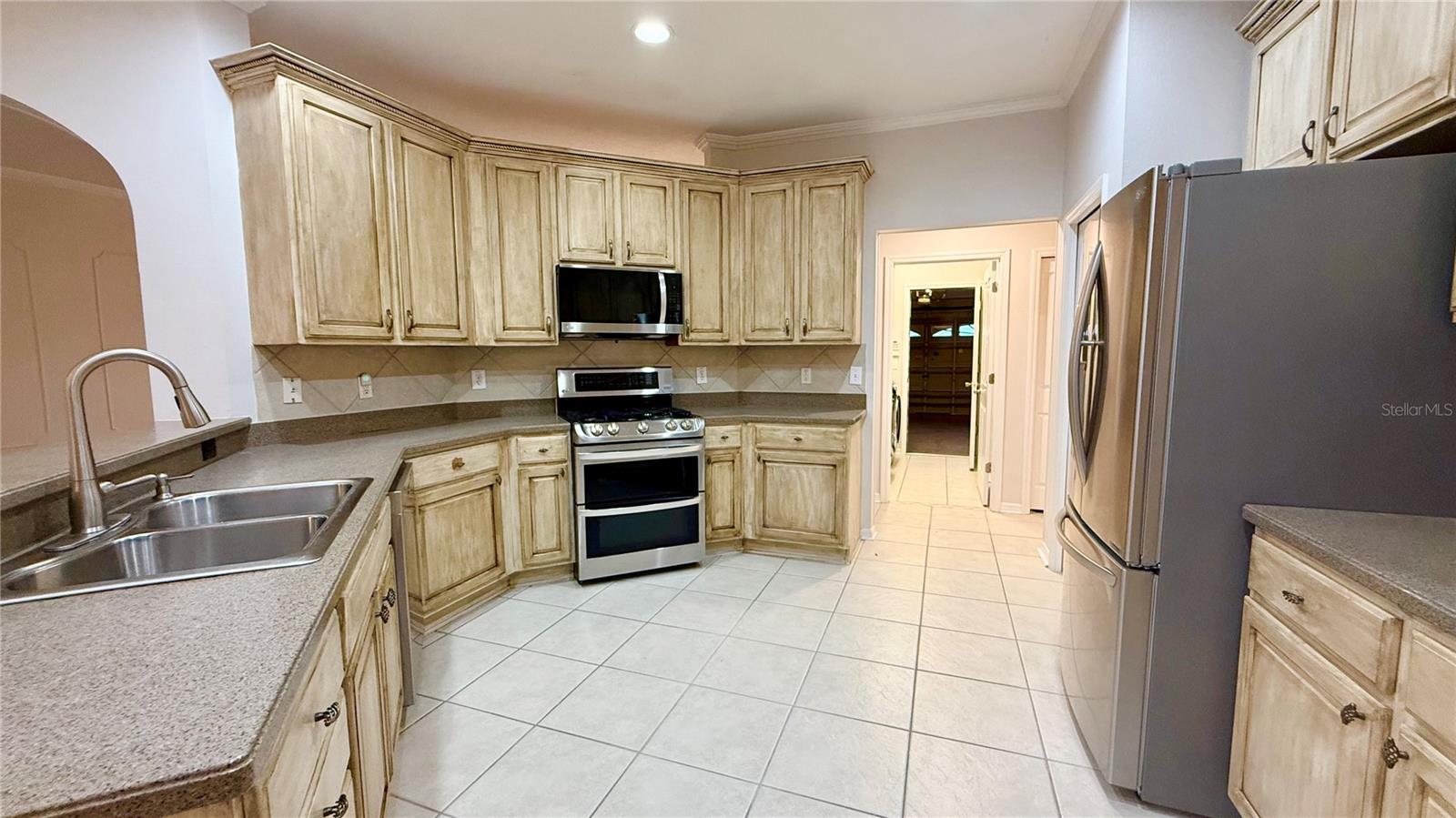 Image 14 of 31 For 2749 Valencia Grove Drive