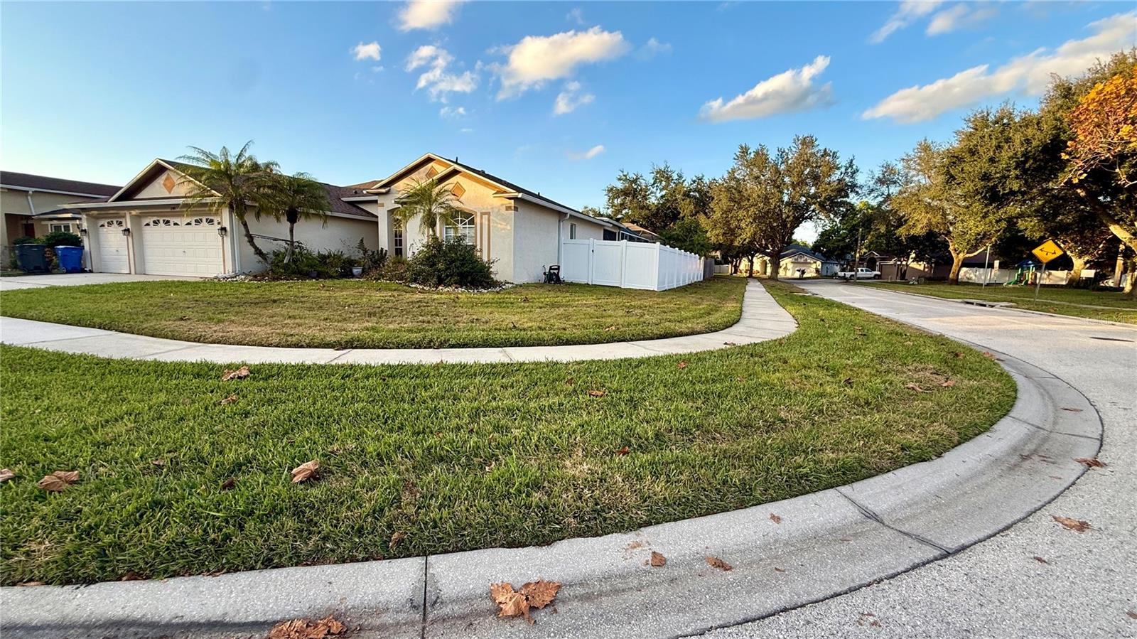 Image 2 of 31 For 2749 Valencia Grove Drive