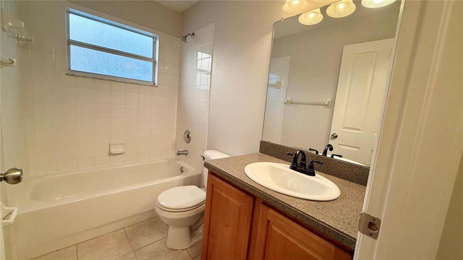 Image 21 of 31 For 2749 Valencia Grove Drive