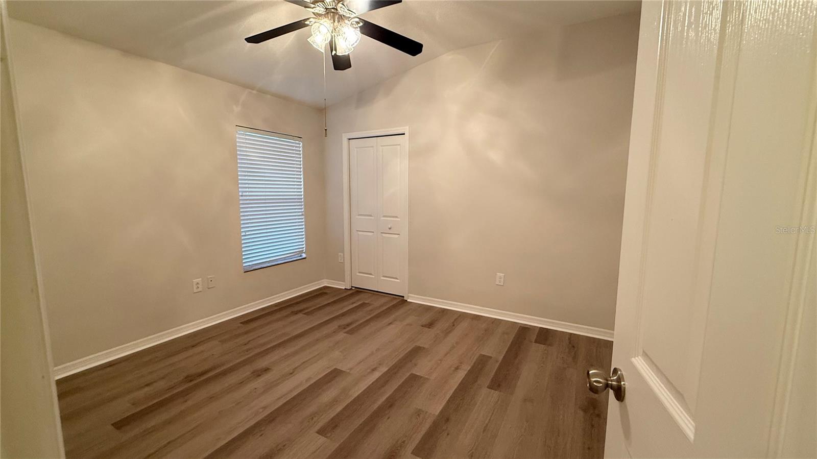 Image 22 of 31 For 2749 Valencia Grove Drive