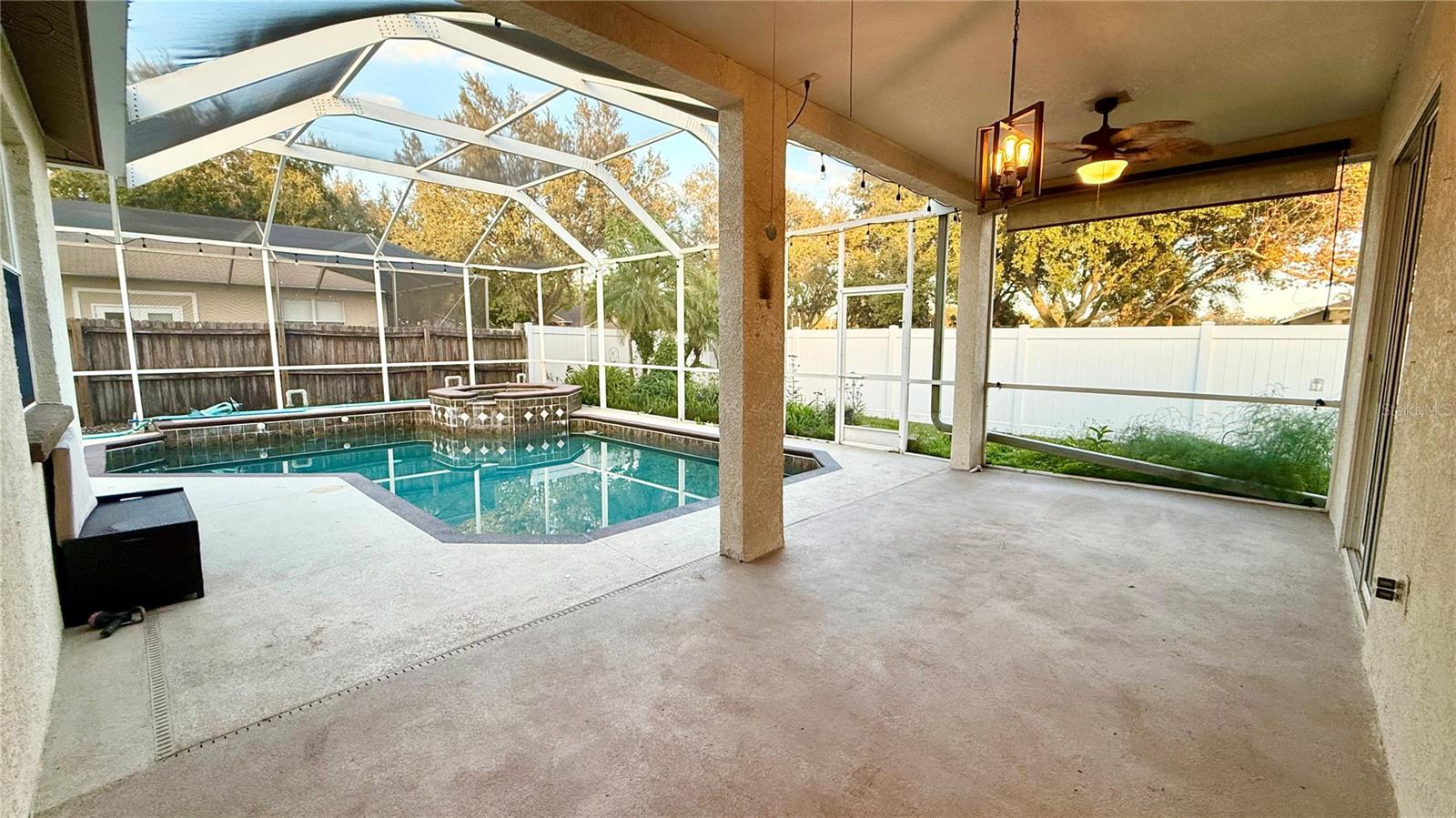 Image 28 of 31 For 2749 Valencia Grove Drive