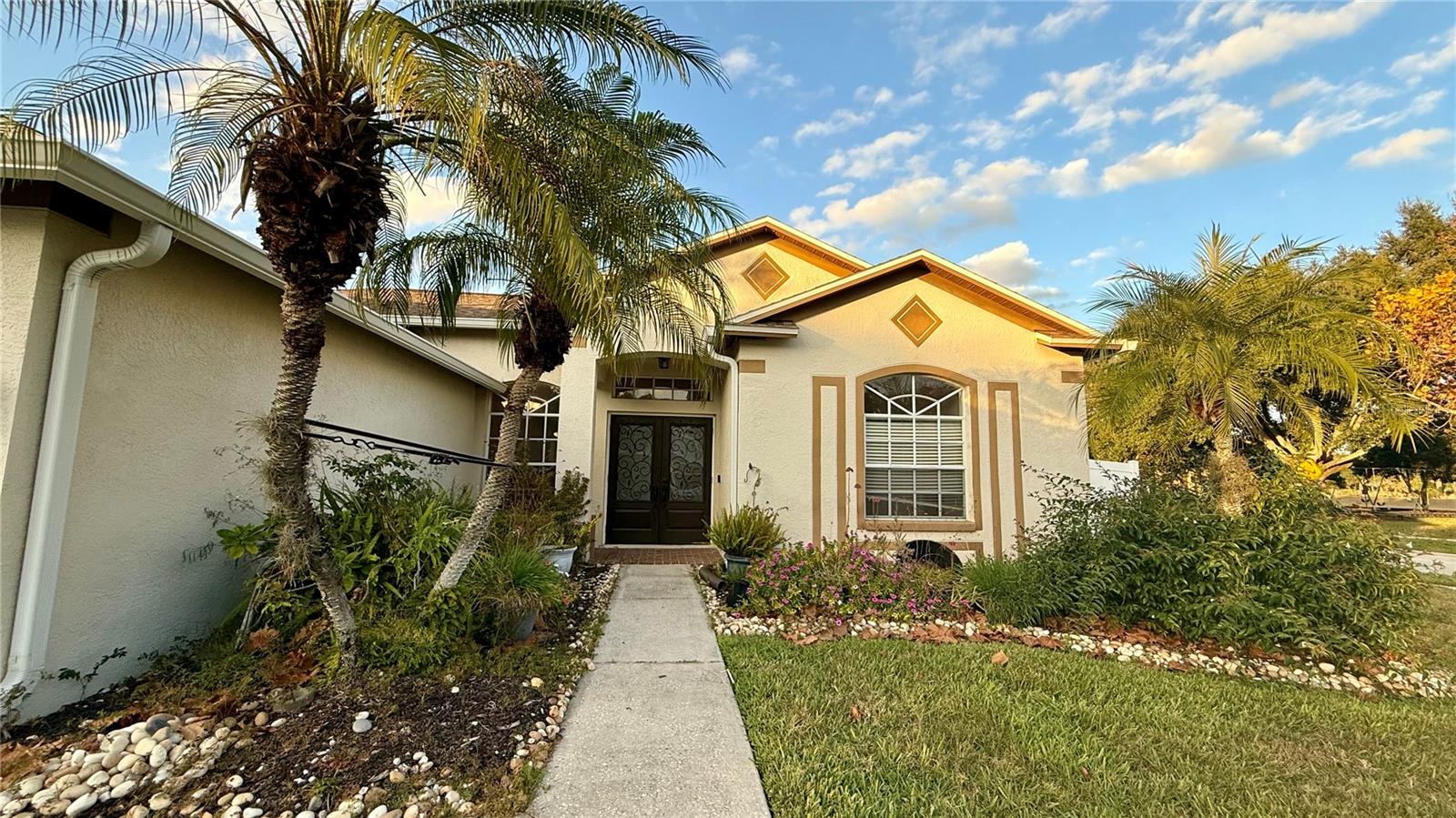 Image 3 of 31 For 2749 Valencia Grove Drive